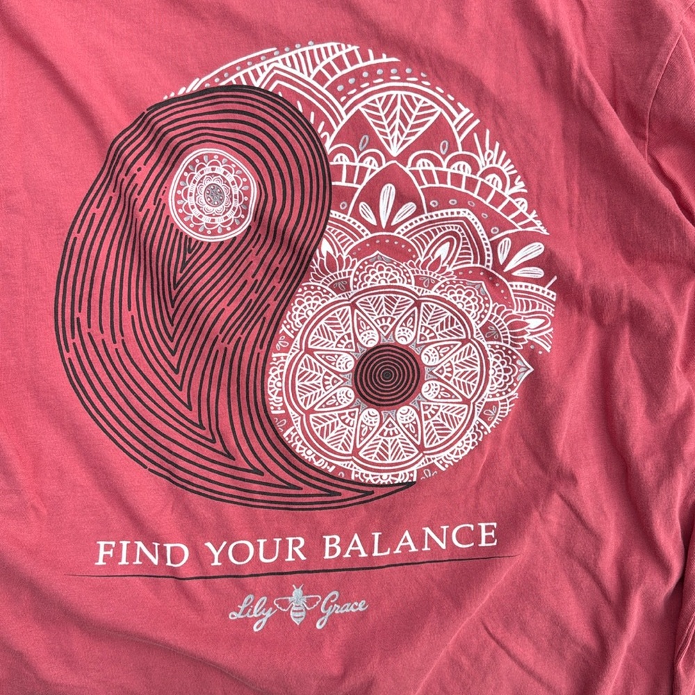 Lilly Grace βFind Your Balanceβ Long Sleeve Tee Shirt Large